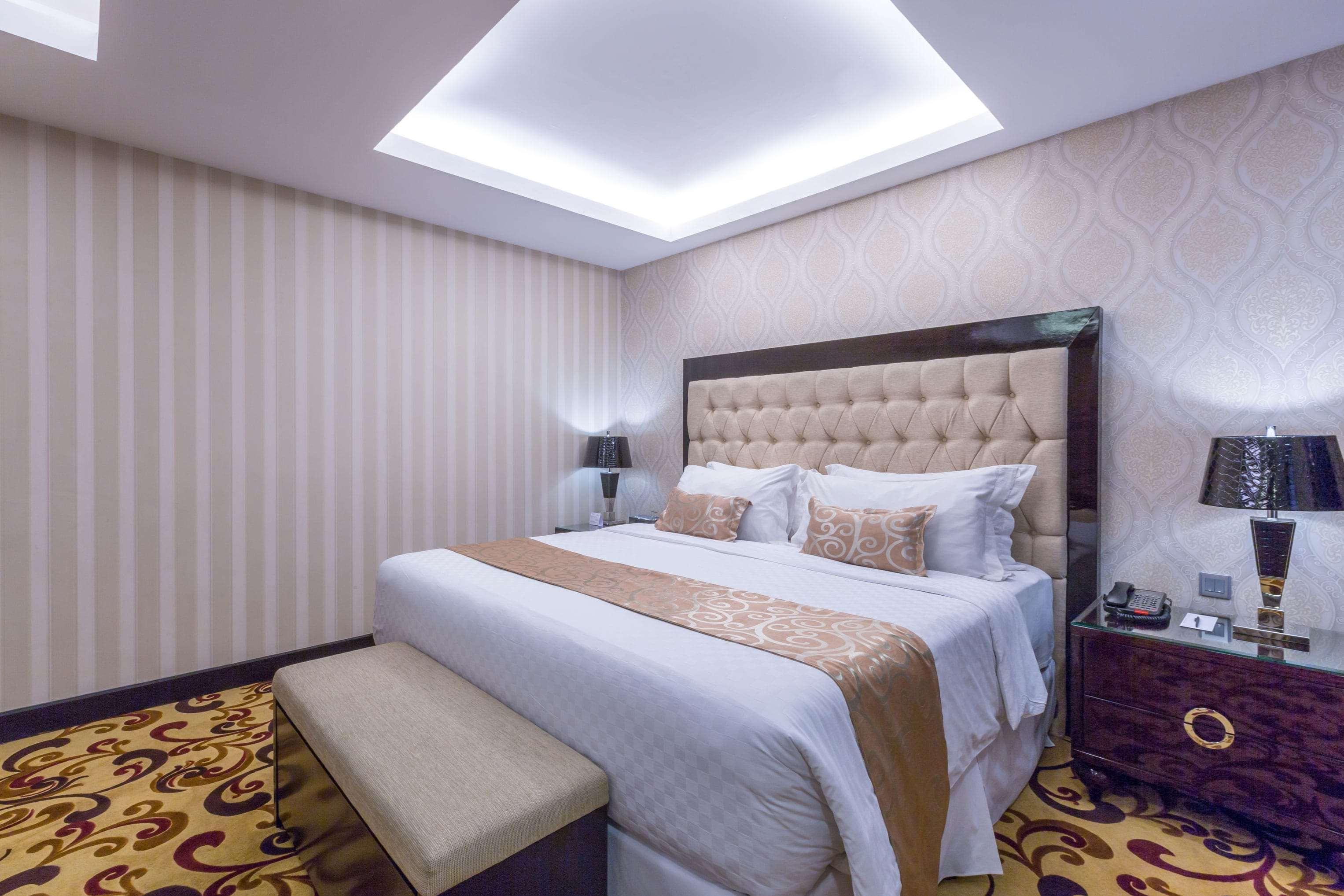 Wyndham Surabaya Hotel Exterior foto